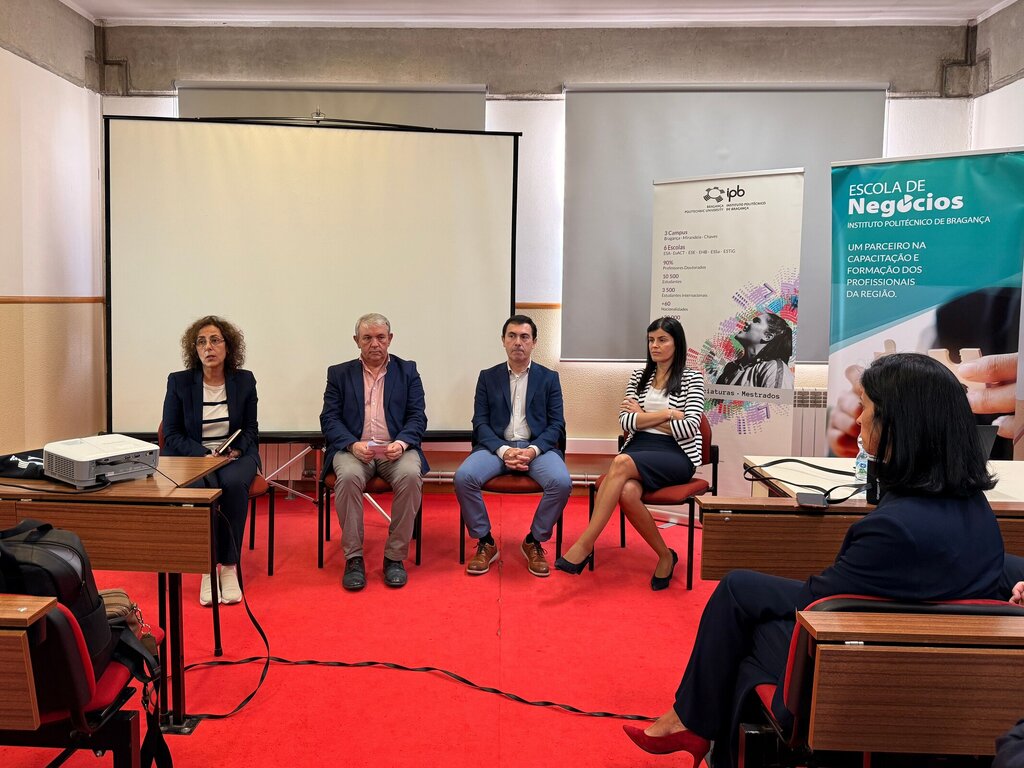 Arrancou o projeto de qualificação e formação na administração local das Terras de Trás-os-Montes